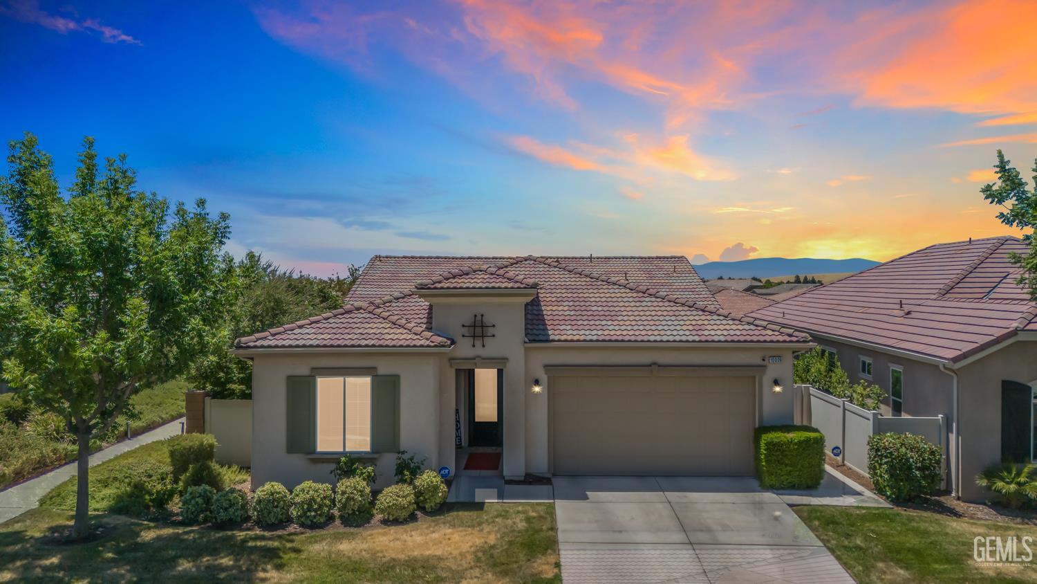 10009 Francois Lane