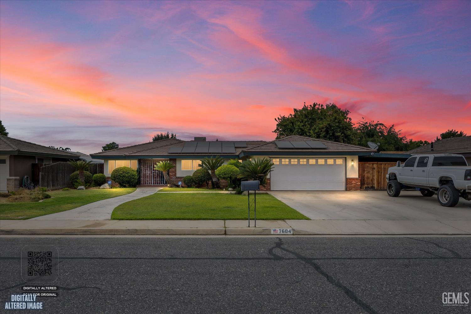 Single Family Residence in Bakersfield