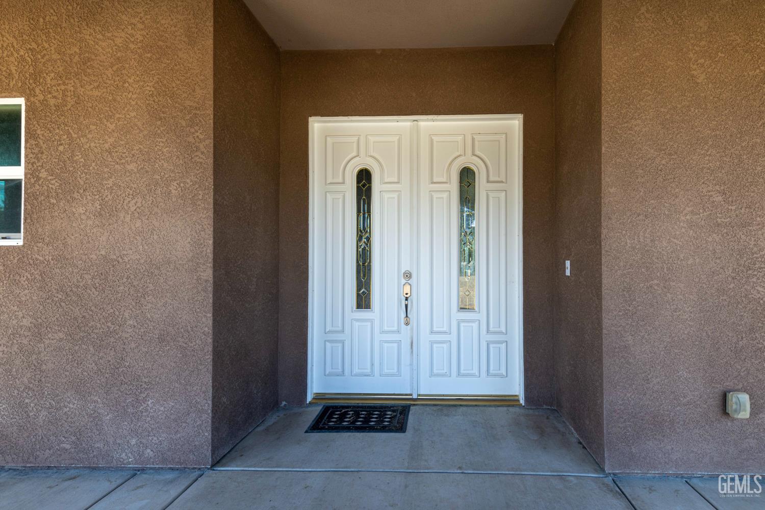 Single Family Residence in Bakersfield, photo 5 of 57