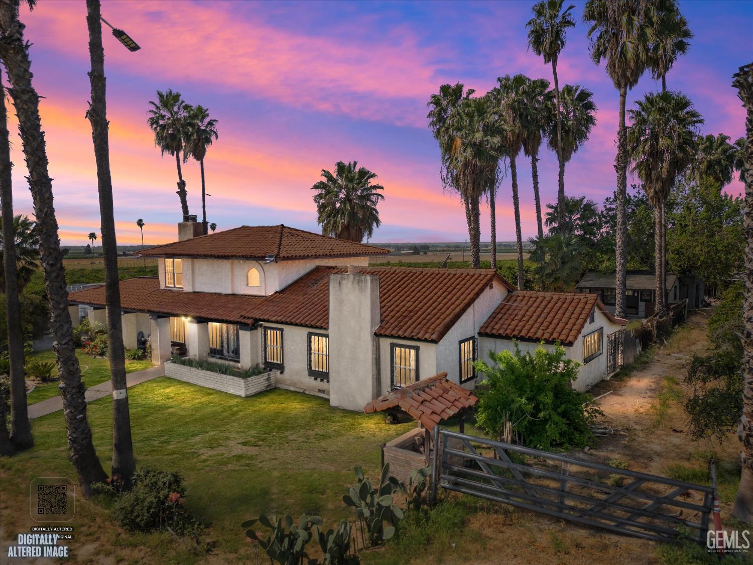 Single Family Residence in Bakersfield