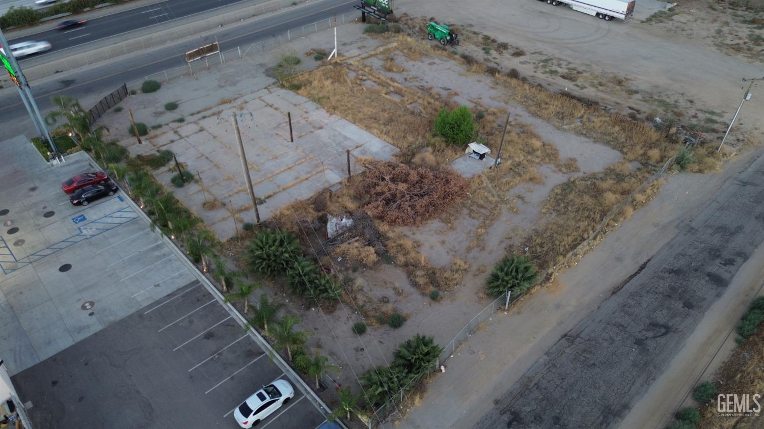 1901 W Mettler Frontage Road, Bakersfield, California