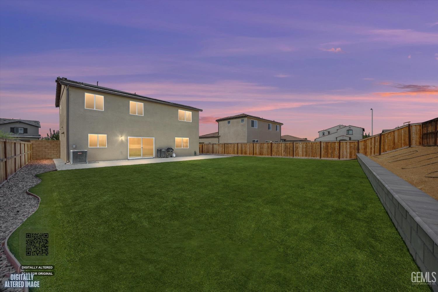 Single Family Residence in Bakersfield, photo 4 of 48