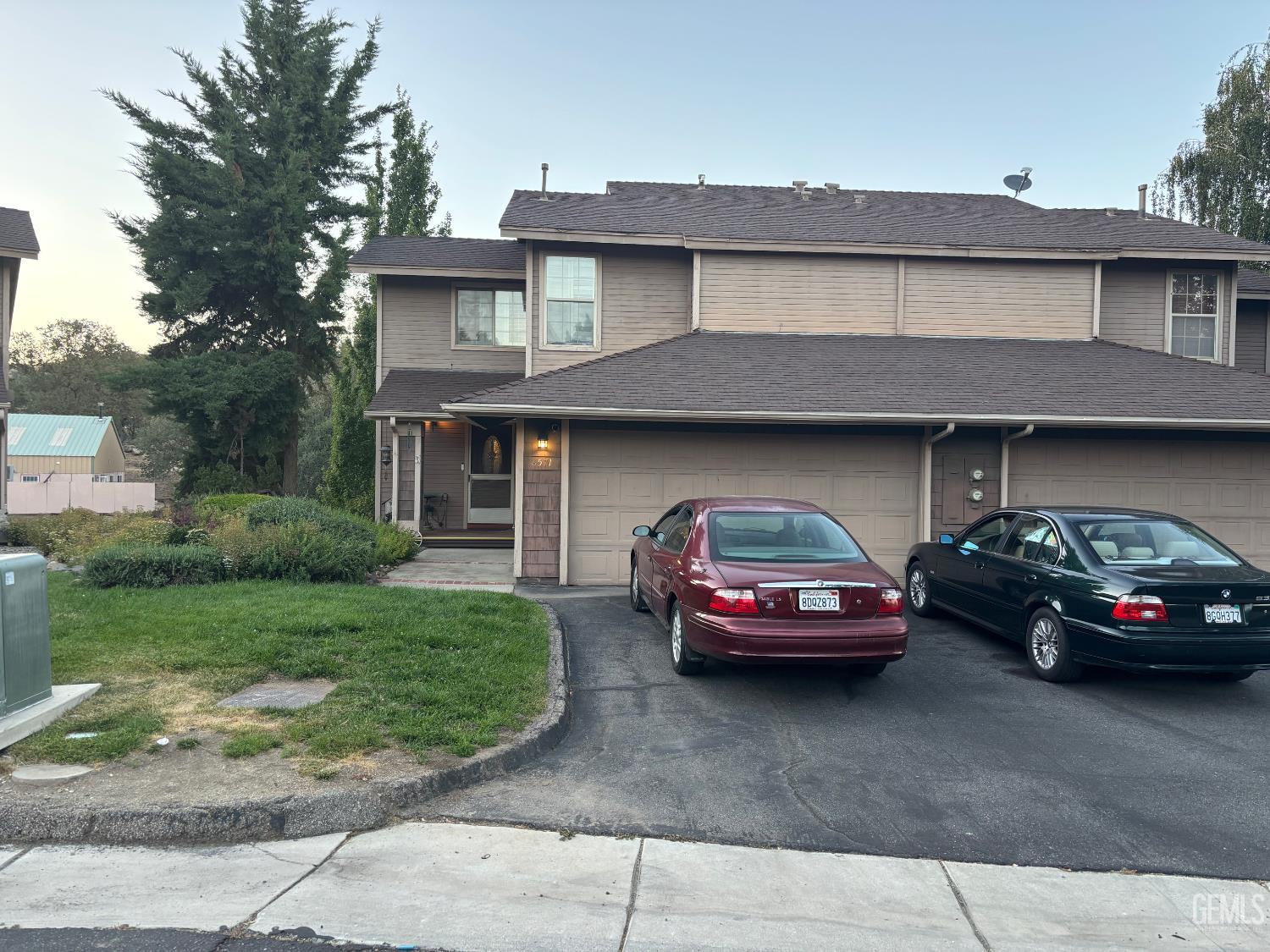 Condominium in Tehachapi, photo 2 of 48