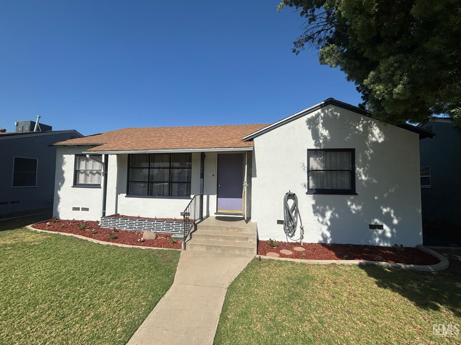 Single Family Residence in Bakersfield