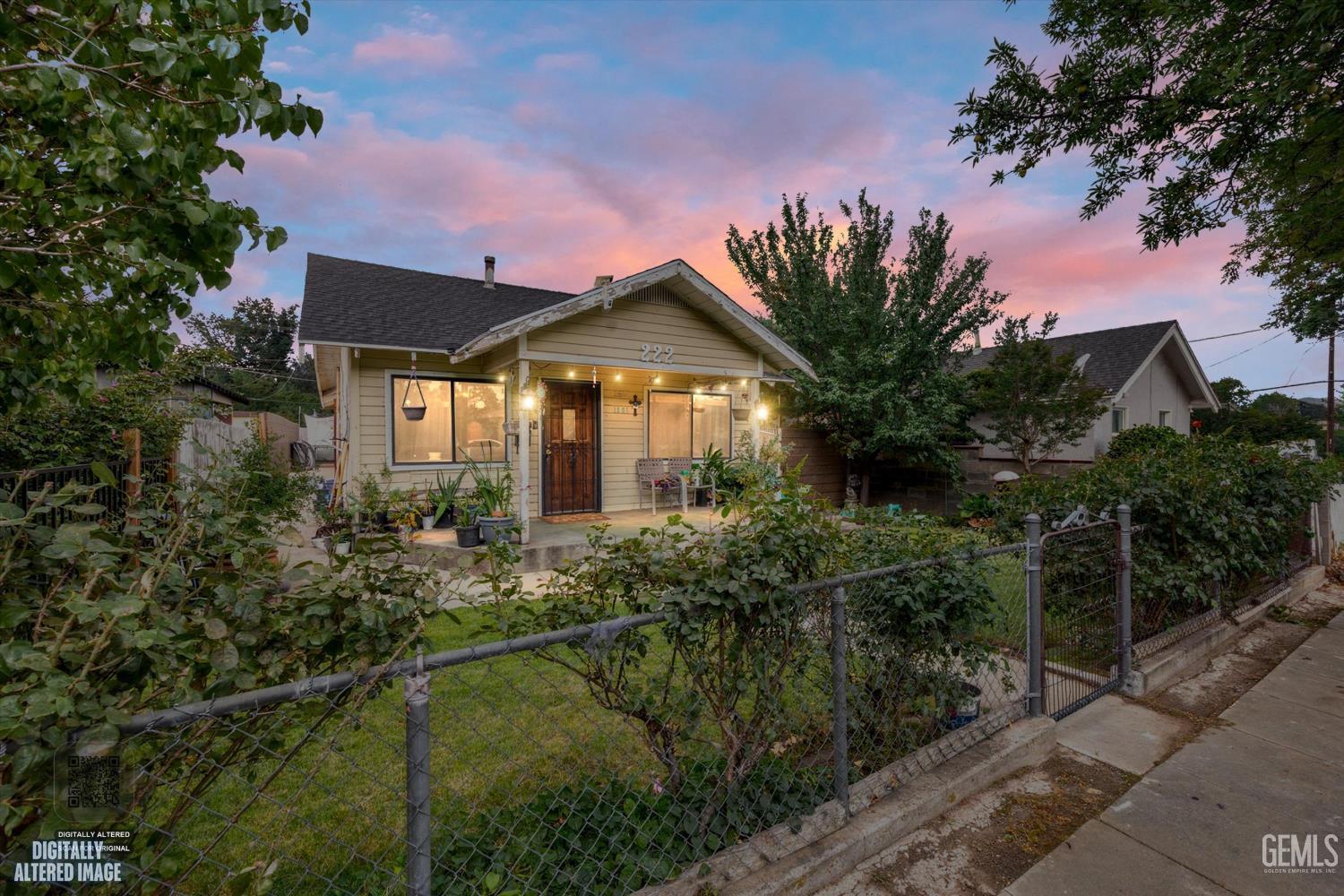 222 W E Street