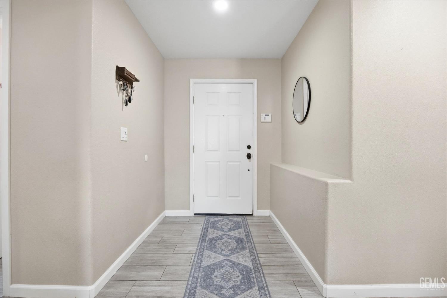 Single Family Residence in Bakersfield, photo 3 of 36