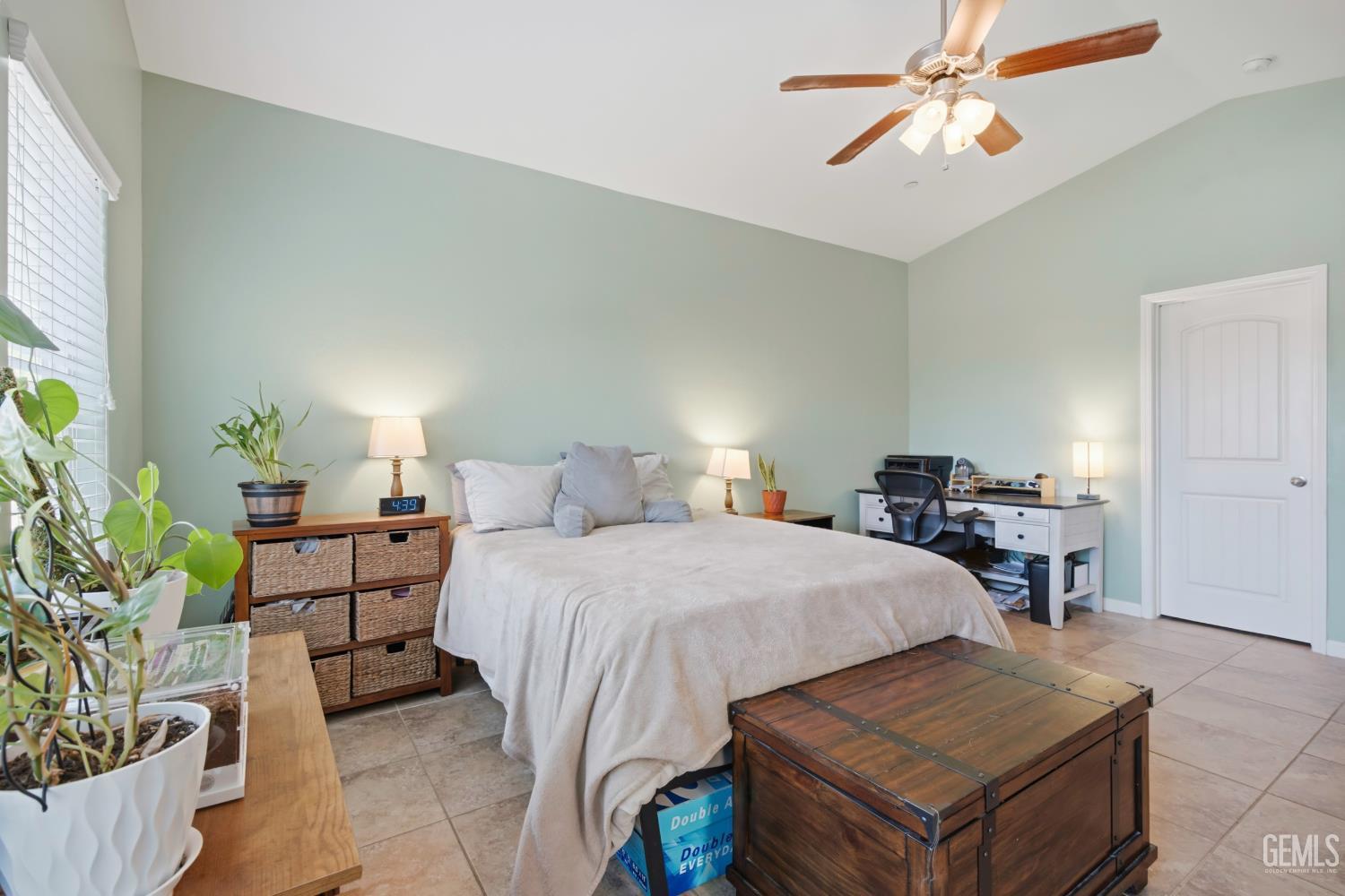 10112 Cranberry Isle Drive, Bakersfield, CA 93314 — photo 24