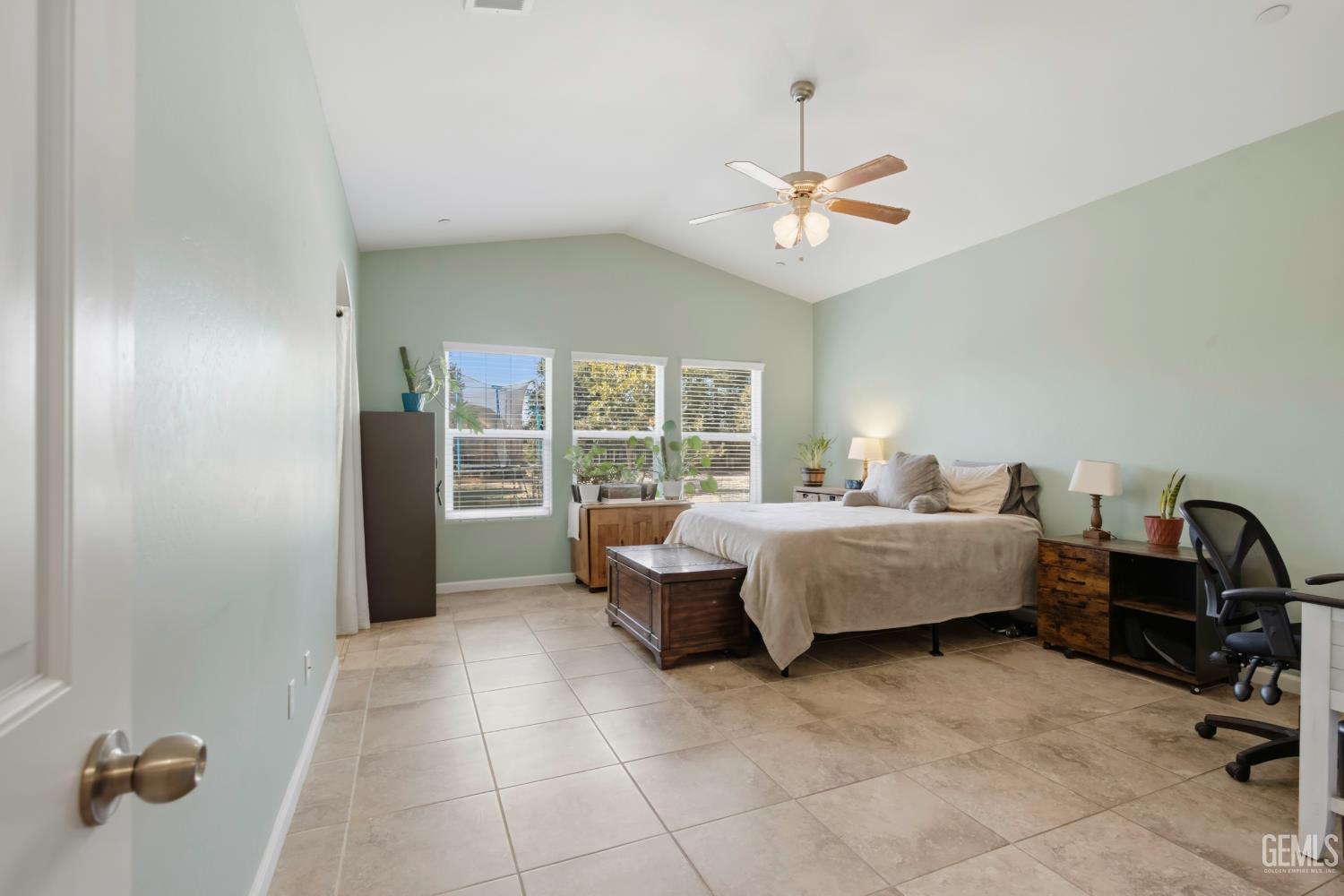 10112 Cranberry Isle Drive, Bakersfield, CA 93314 — photo 22
