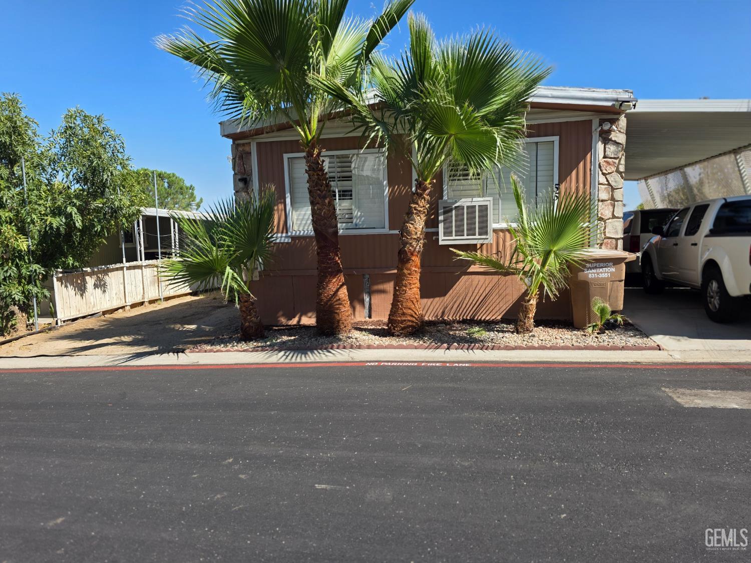 Mobile Home in Bakersfield