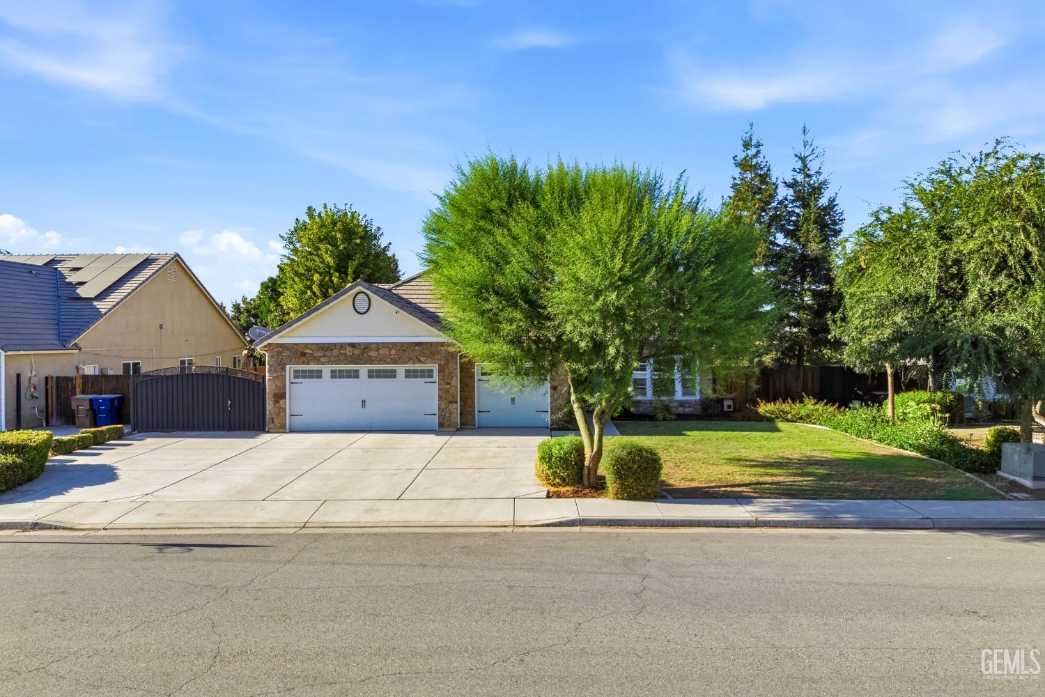 10112 Cranberry Isle Drive, Bakersfield, CA 93314 — photo 49