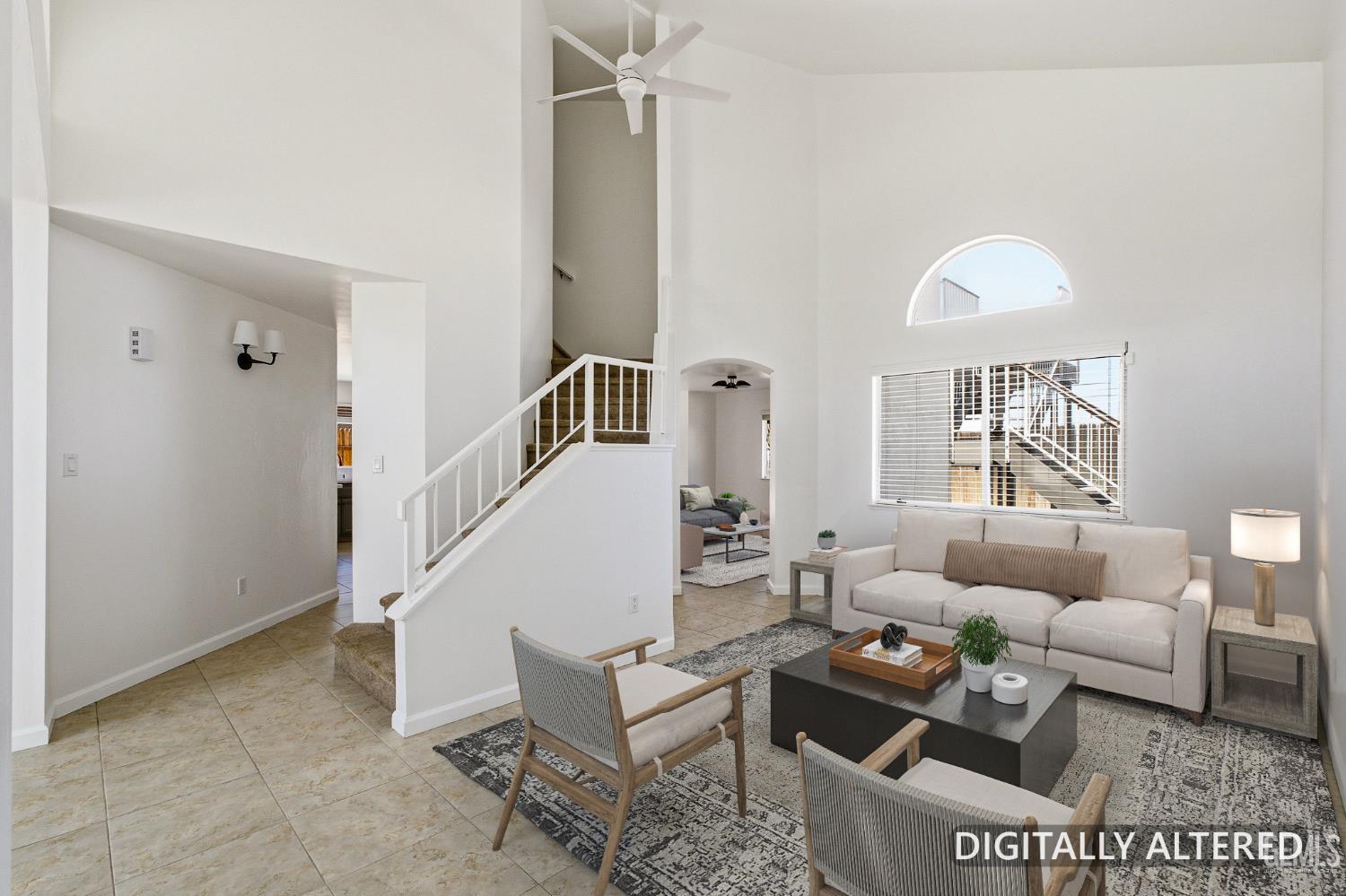Single Family Residence in Bakersfield, photo 4 of 41