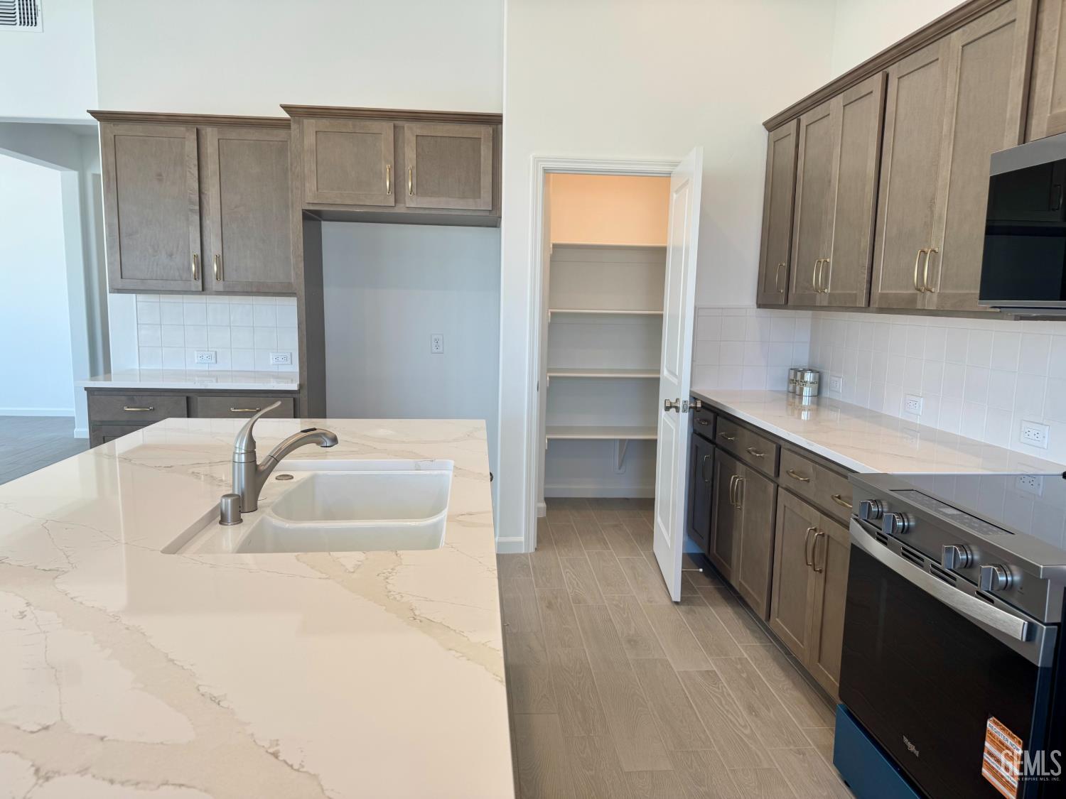 New Construction in Bakersfield, photo 4 of 24