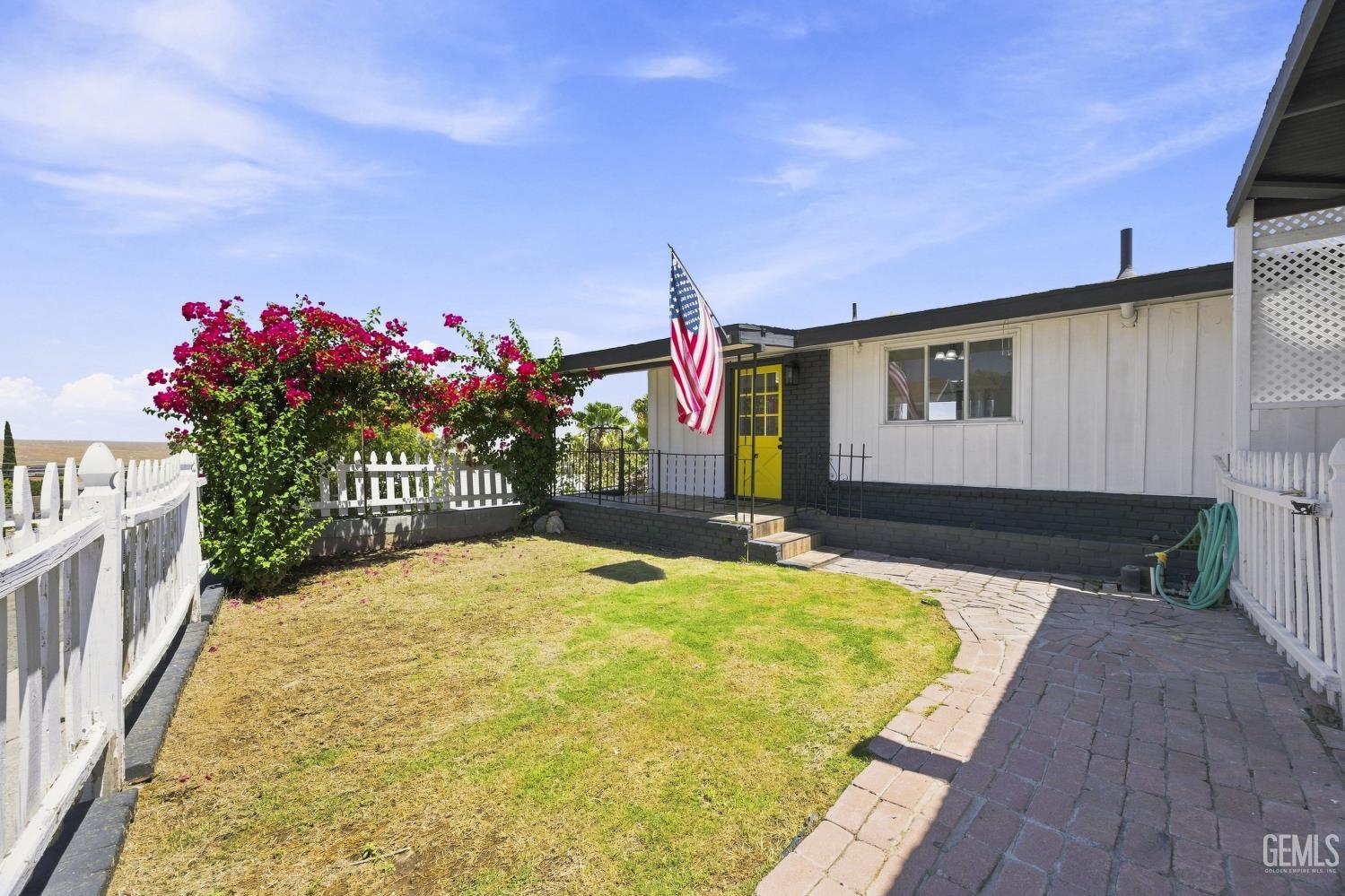512 Garfield Avenue