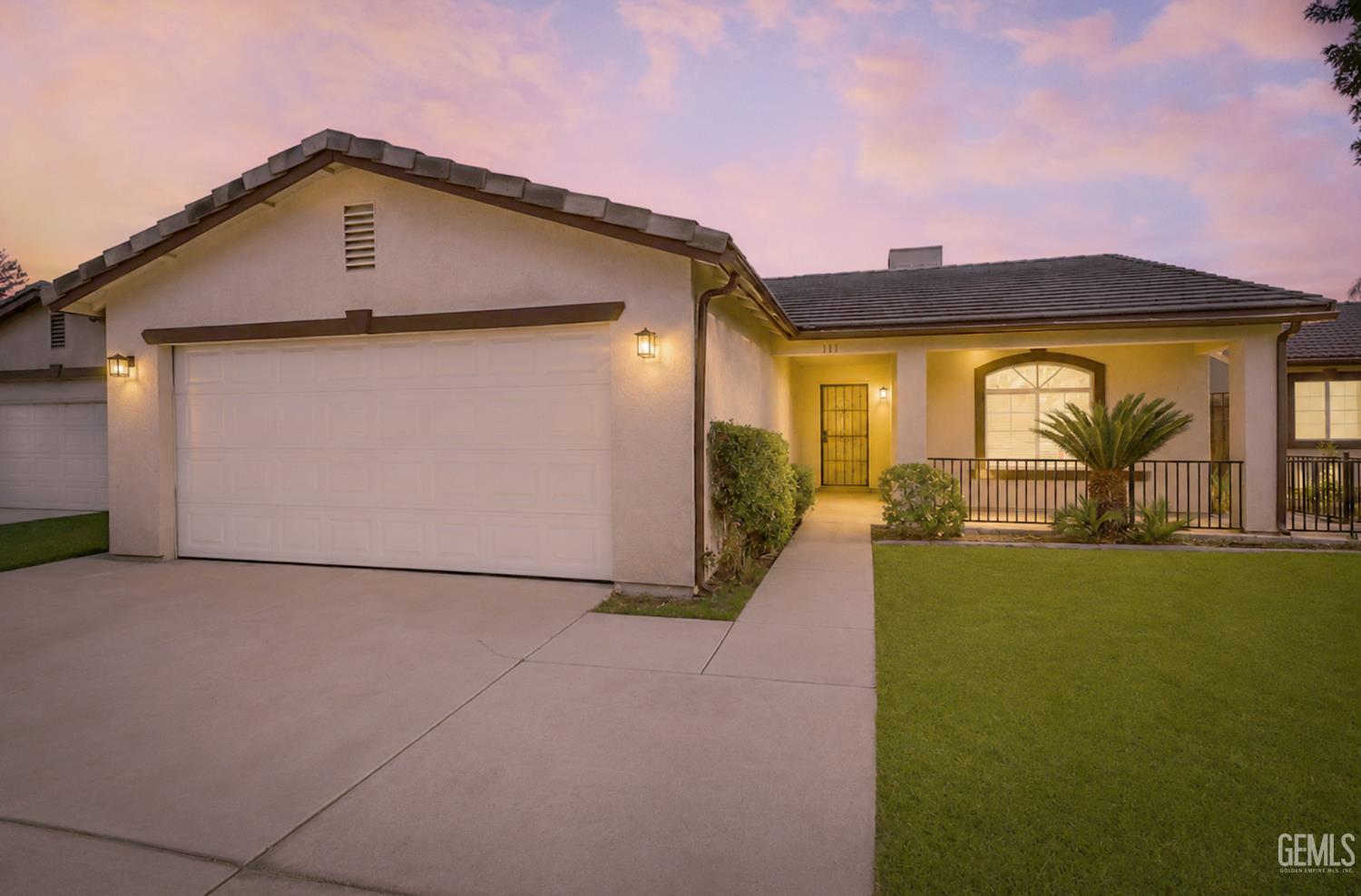 Single Family Residence in Bakersfield