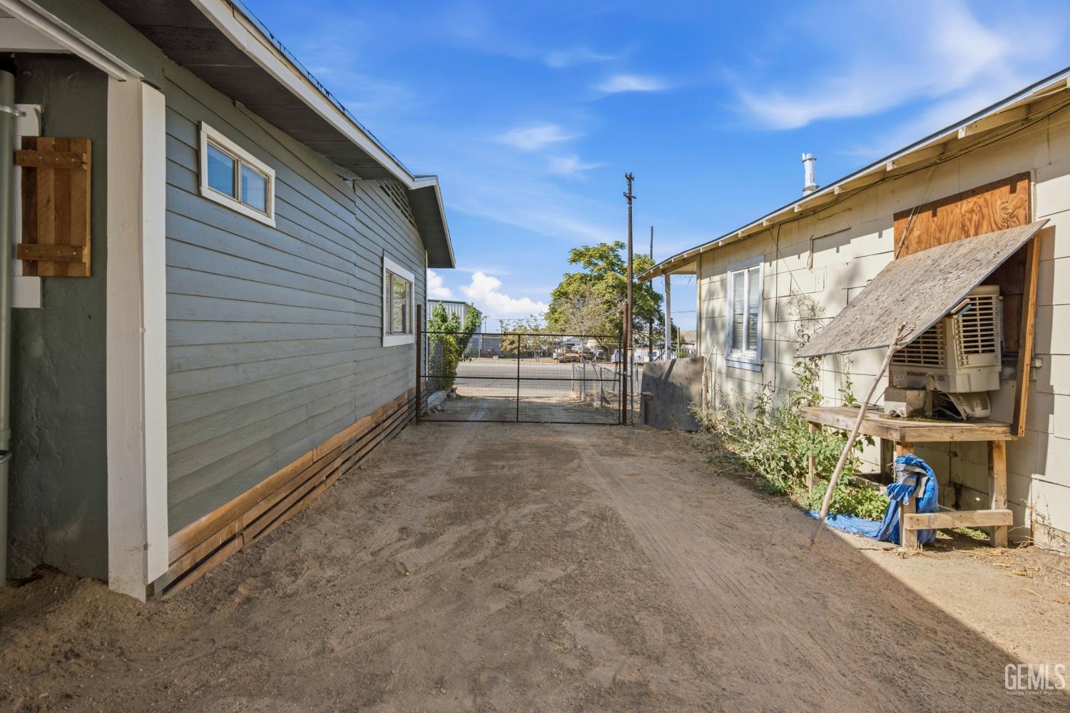 1043 Wood Street, Taft, CA 93268 — photo 34