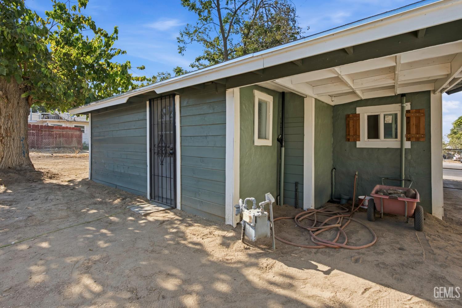 1043 Wood Street, Taft, CA 93268 — photo 33