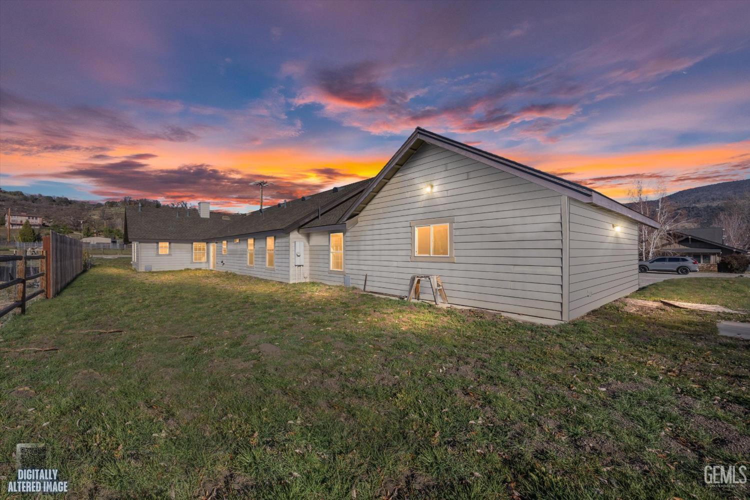 Single Family Residence in Tehachapi, photo 3 of 49
