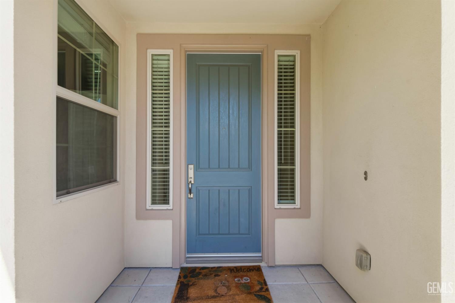 Single Family Residence in Bakersfield, photo 5 of 52