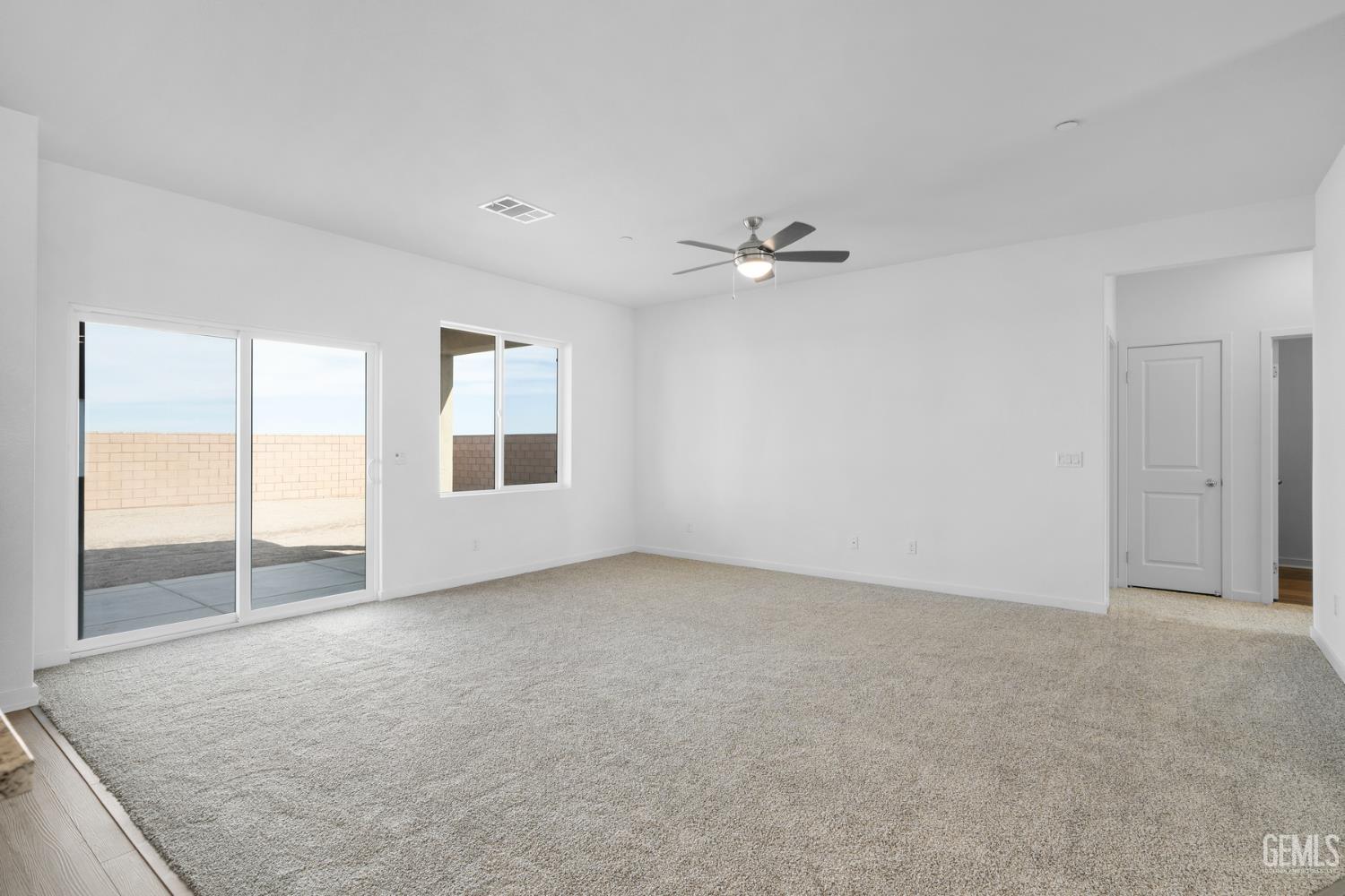 New Construction in Shafter, photo 4 of 16