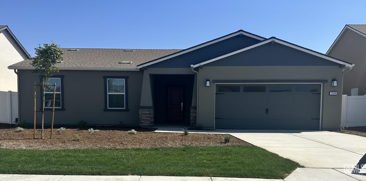 New Construction in Shafter