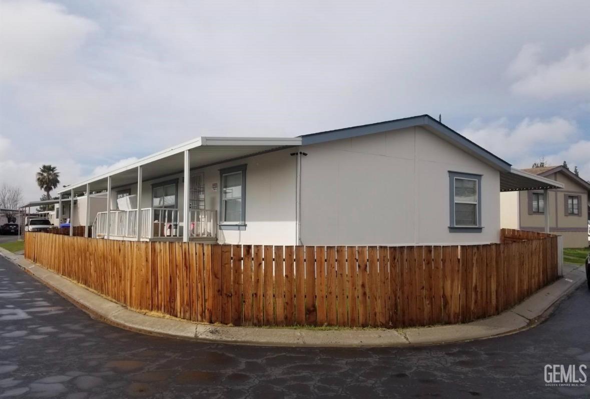 Manufactured Home in Bakersfield