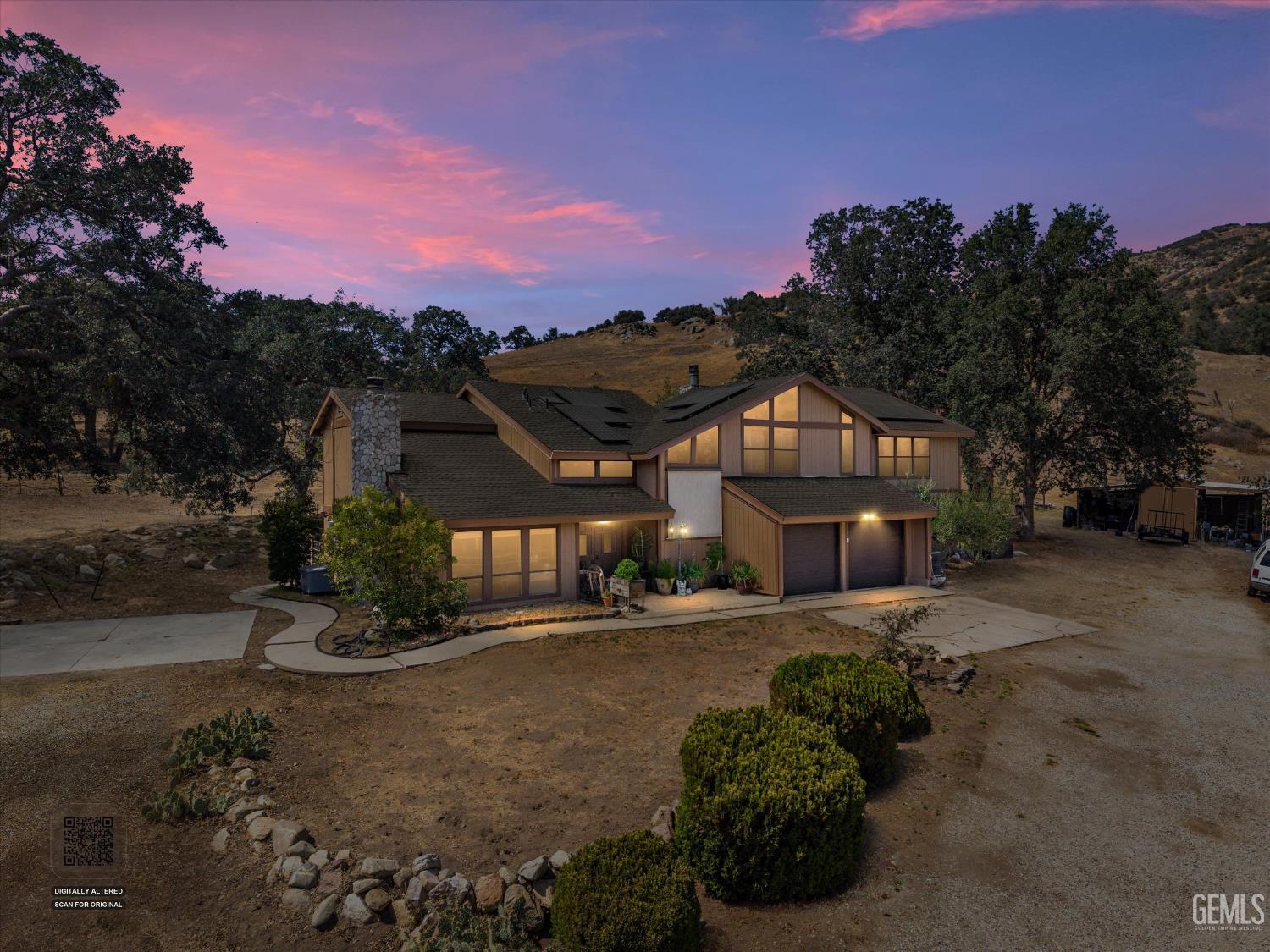 Single Family Residence in Tehachapi