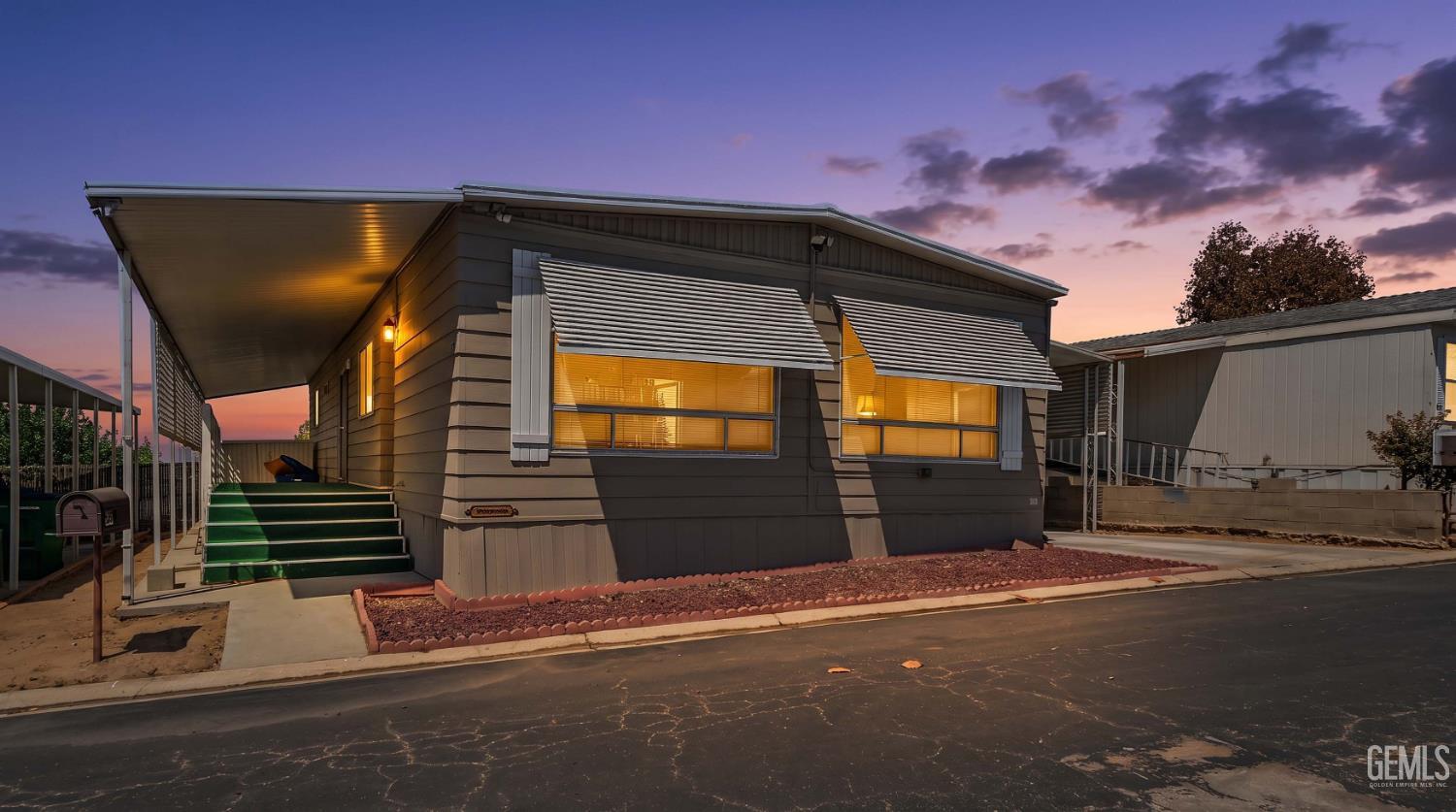 Mobile Home in Bakersfield