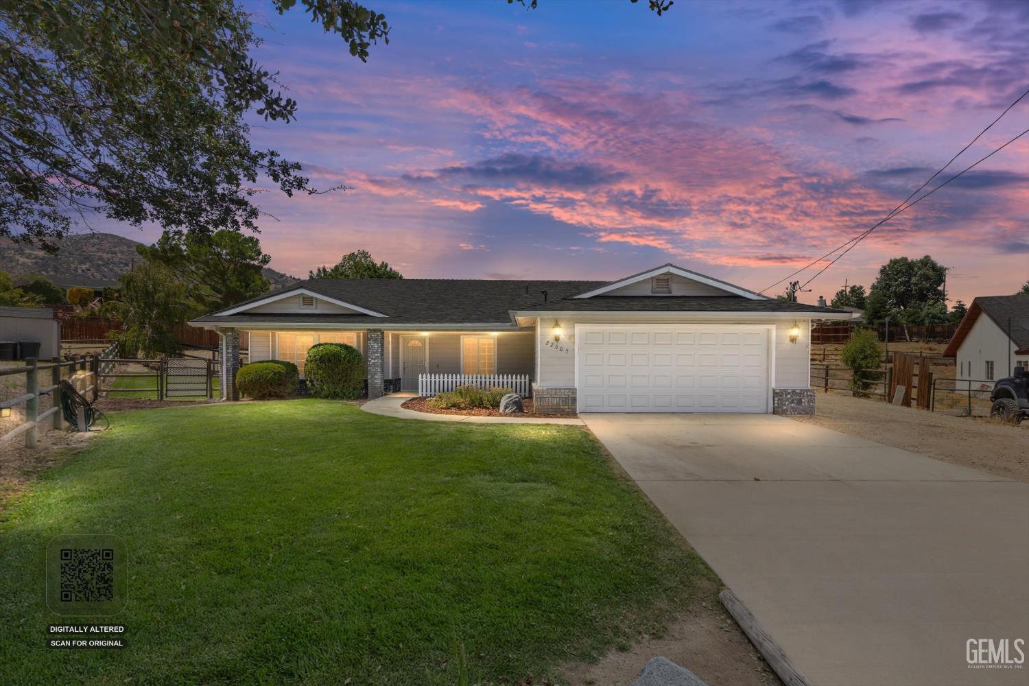 Single Family Residence in Tehachapi