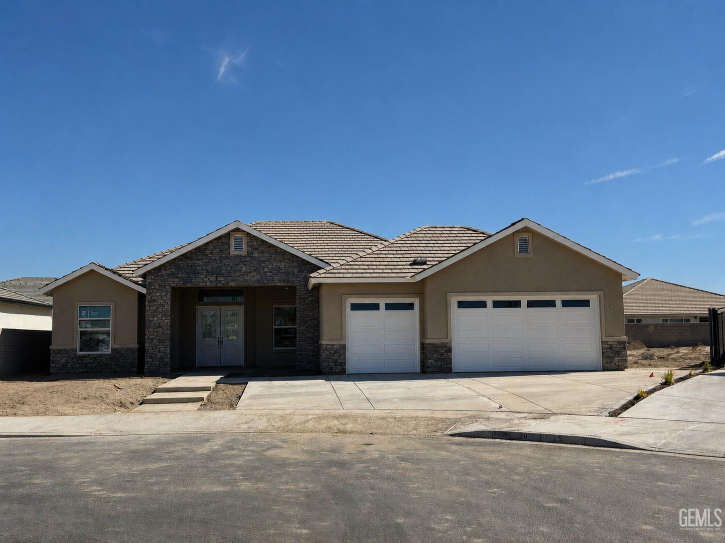 Single Family Residence in Bakersfield