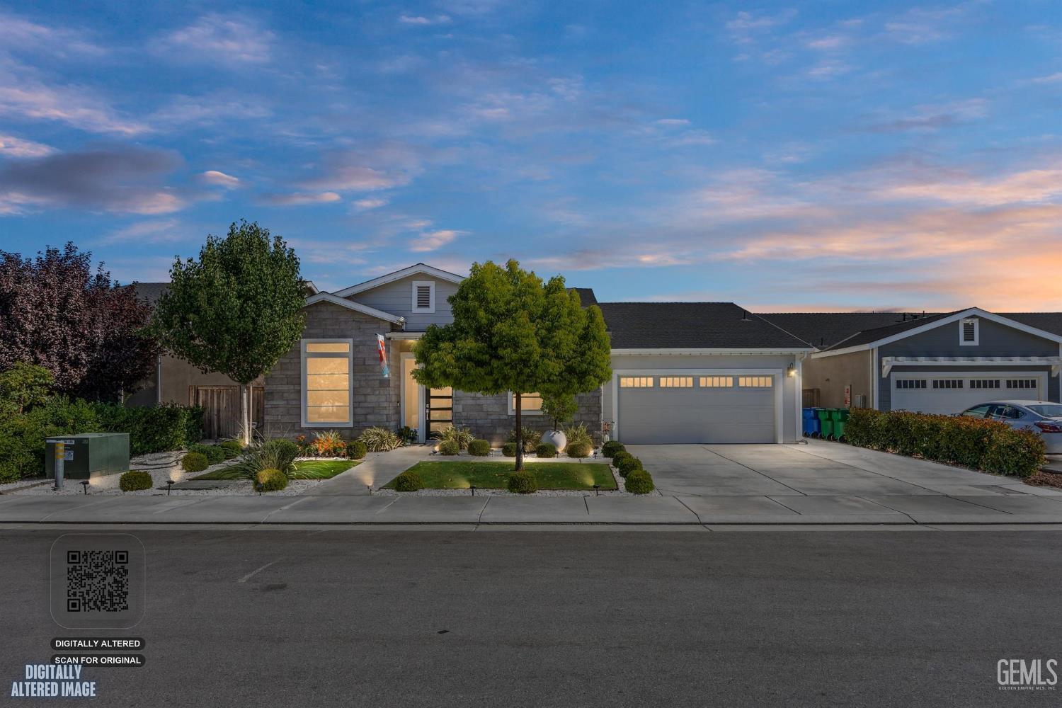 Single Family Residence in Shafter