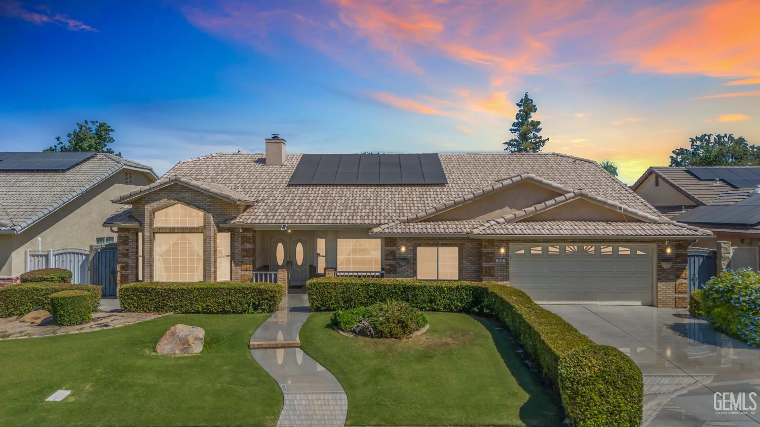 Single Family Residence in Bakersfield