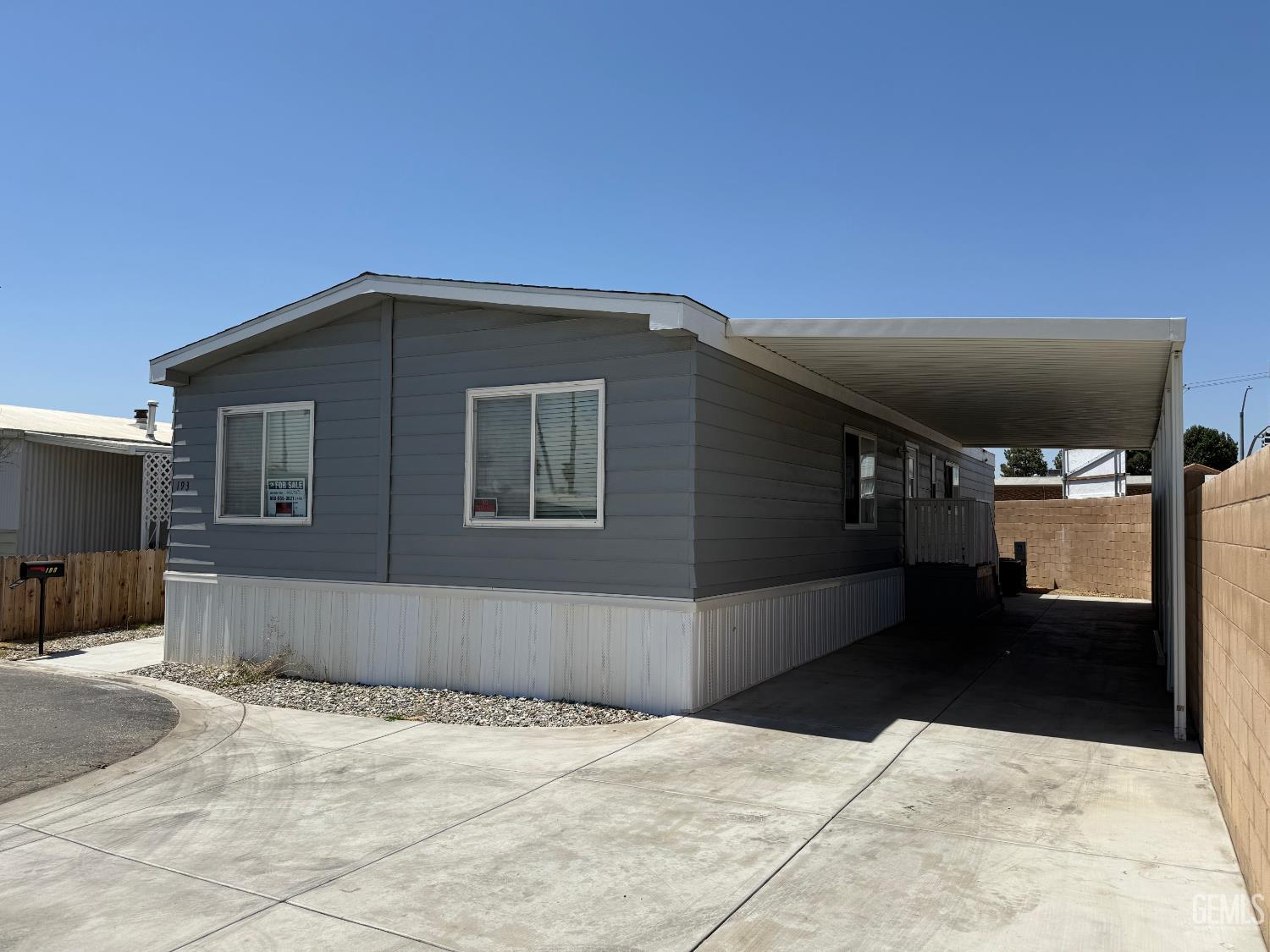Manufactured Home in Bakersfield
