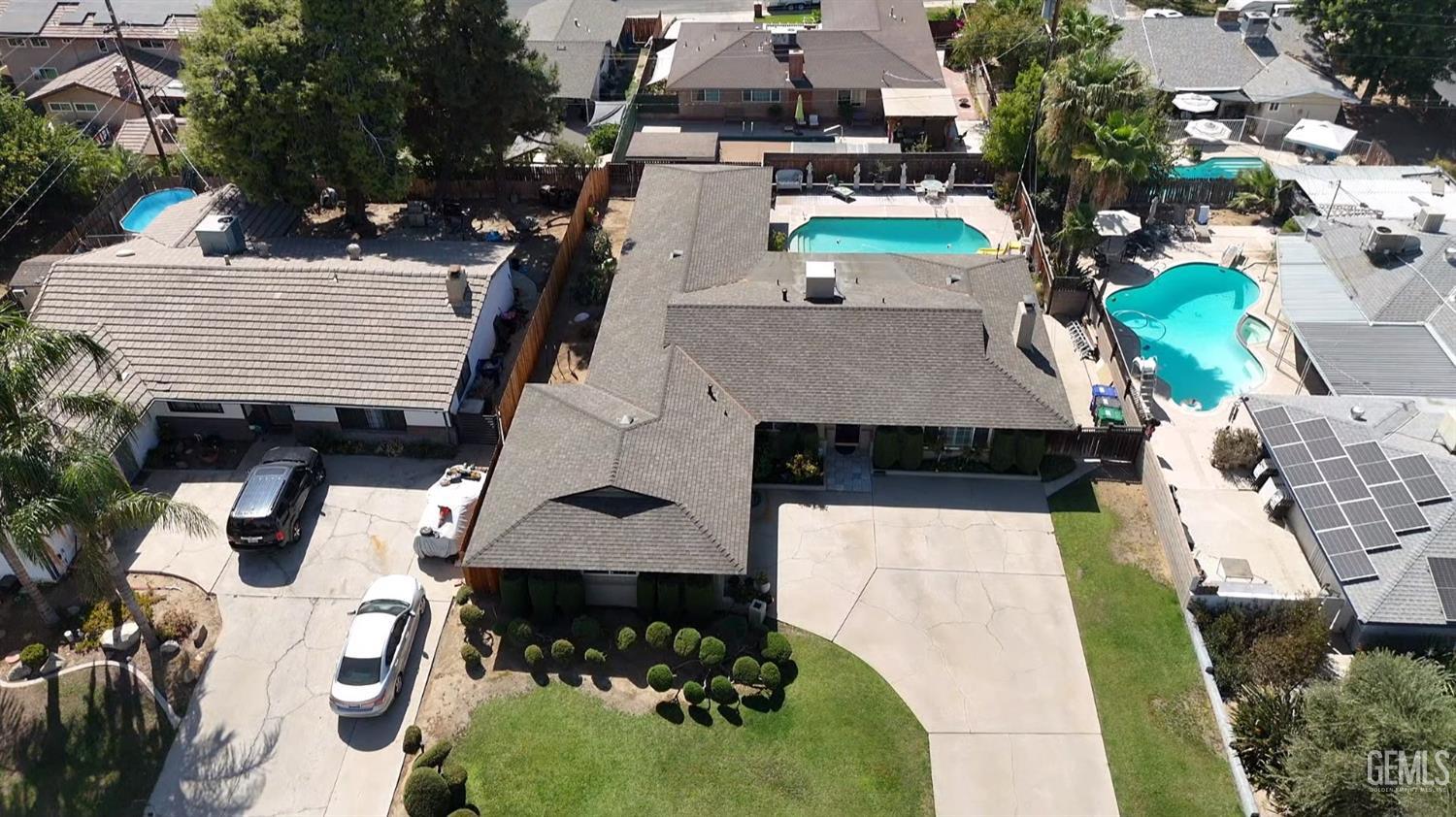 Single Family Residence in Bakersfield