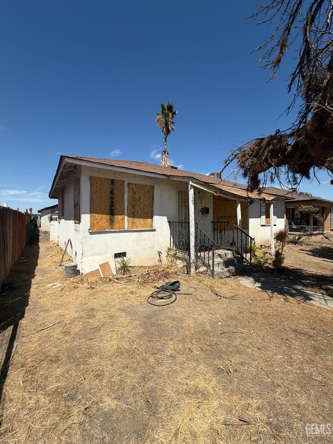 3 bedroom home for sale in Bakersfield, CA