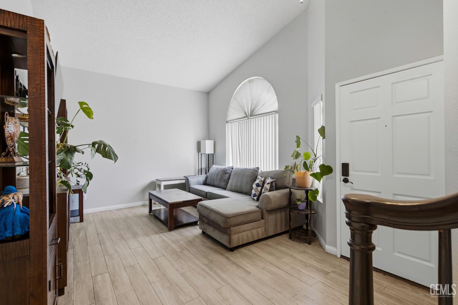 22311 Cardiff Drive, Santa Clarita, CA 91350 — photo 7