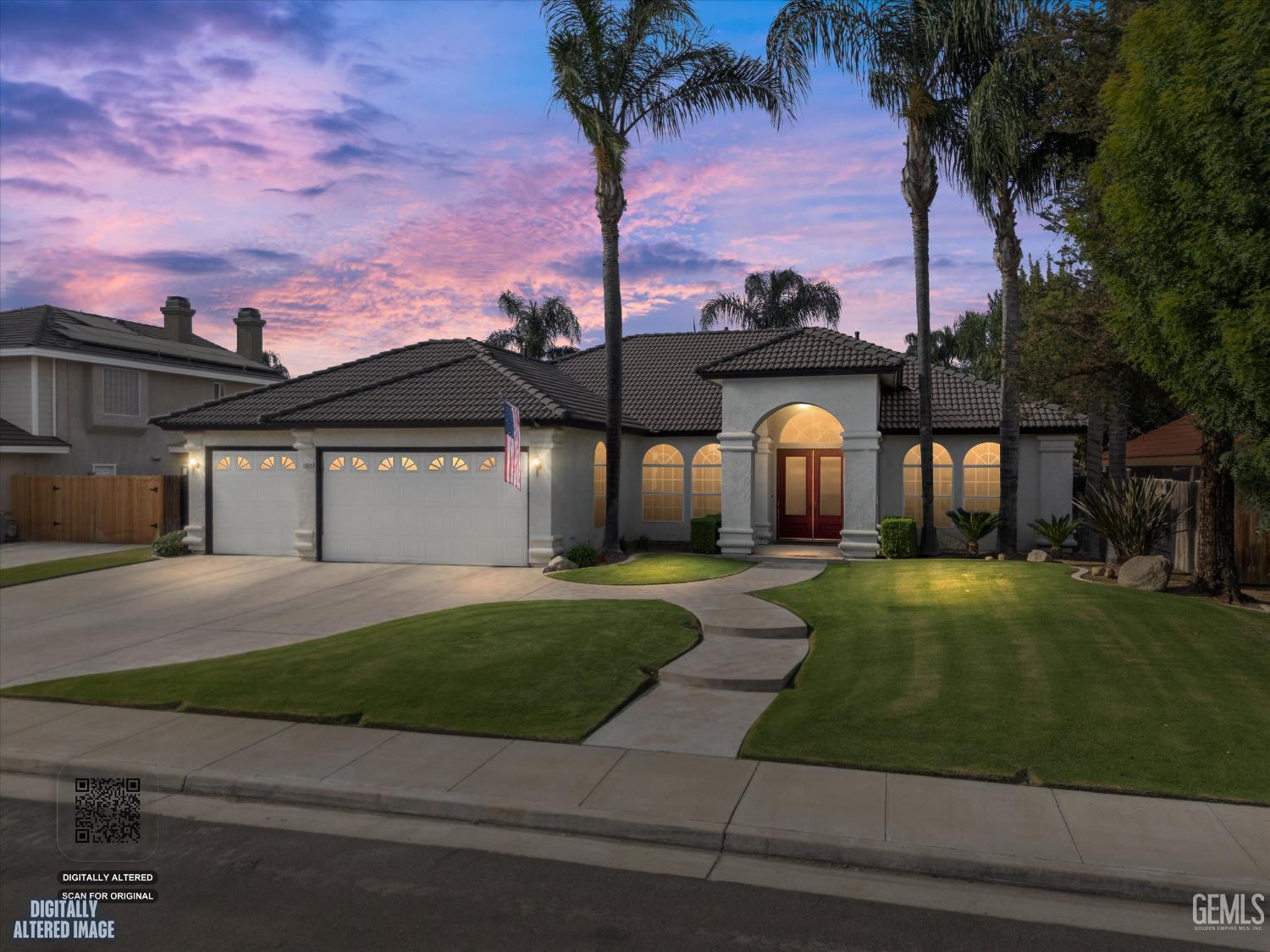 Single Family Residence in Bakersfield