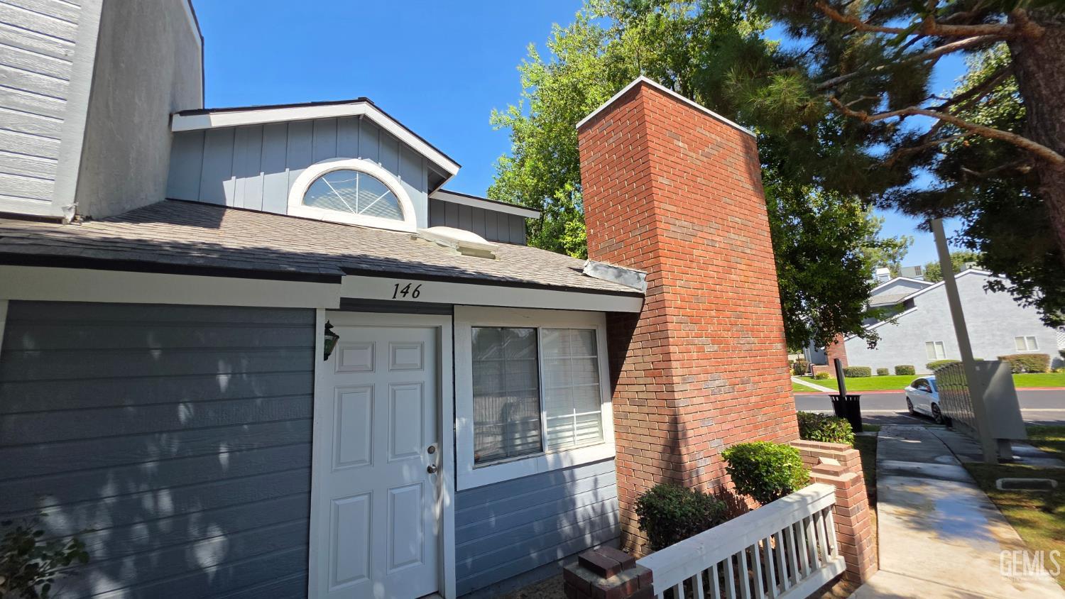 Condominium in Bakersfield, photo 3 of 22