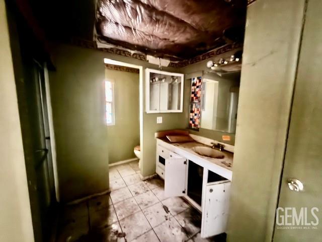 Manufactured Home in Bakersfield, photo 4 of 19