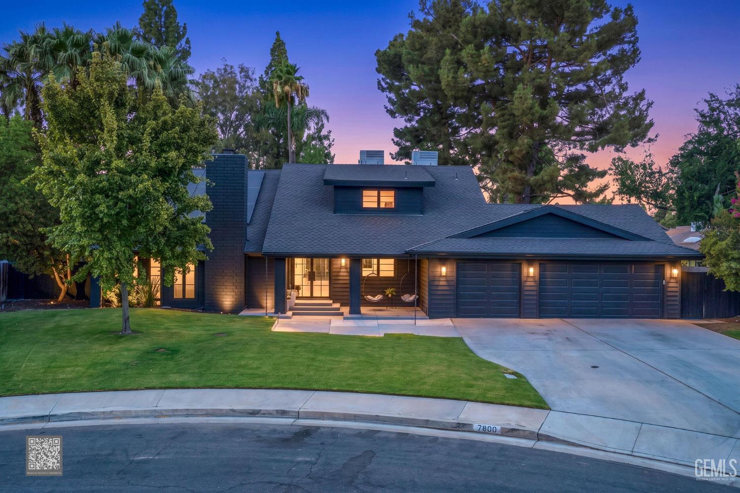 Single Family Residence in Bakersfield