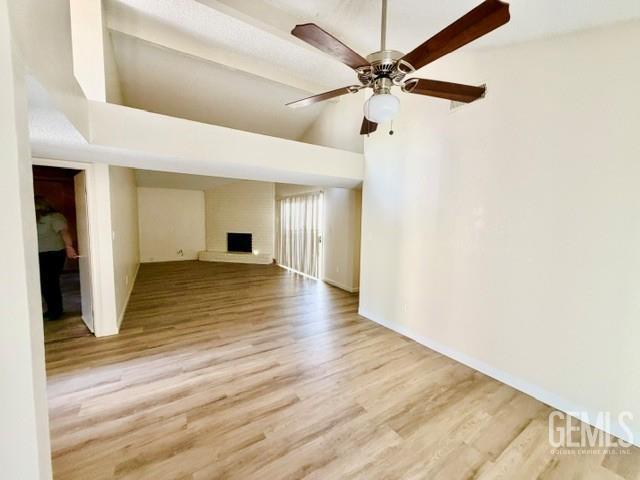 Single Family Residence in Bakersfield, photo 4 of 20