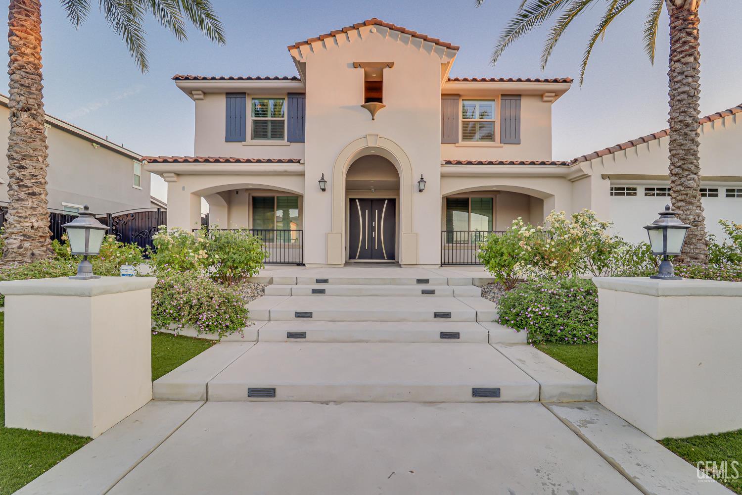 Single Family Residence in Bakersfield