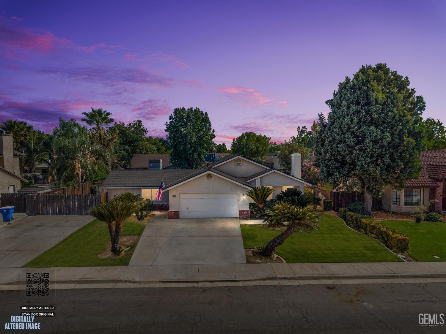 Single Family Residence in Bakersfield