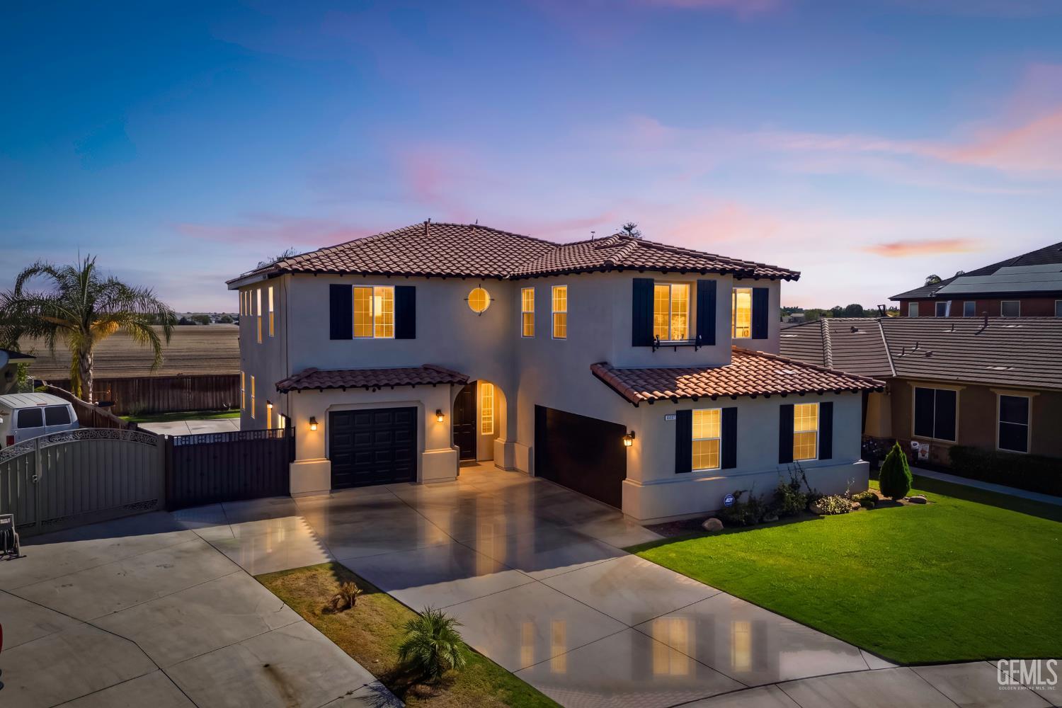 Single Family Residence in Bakersfield