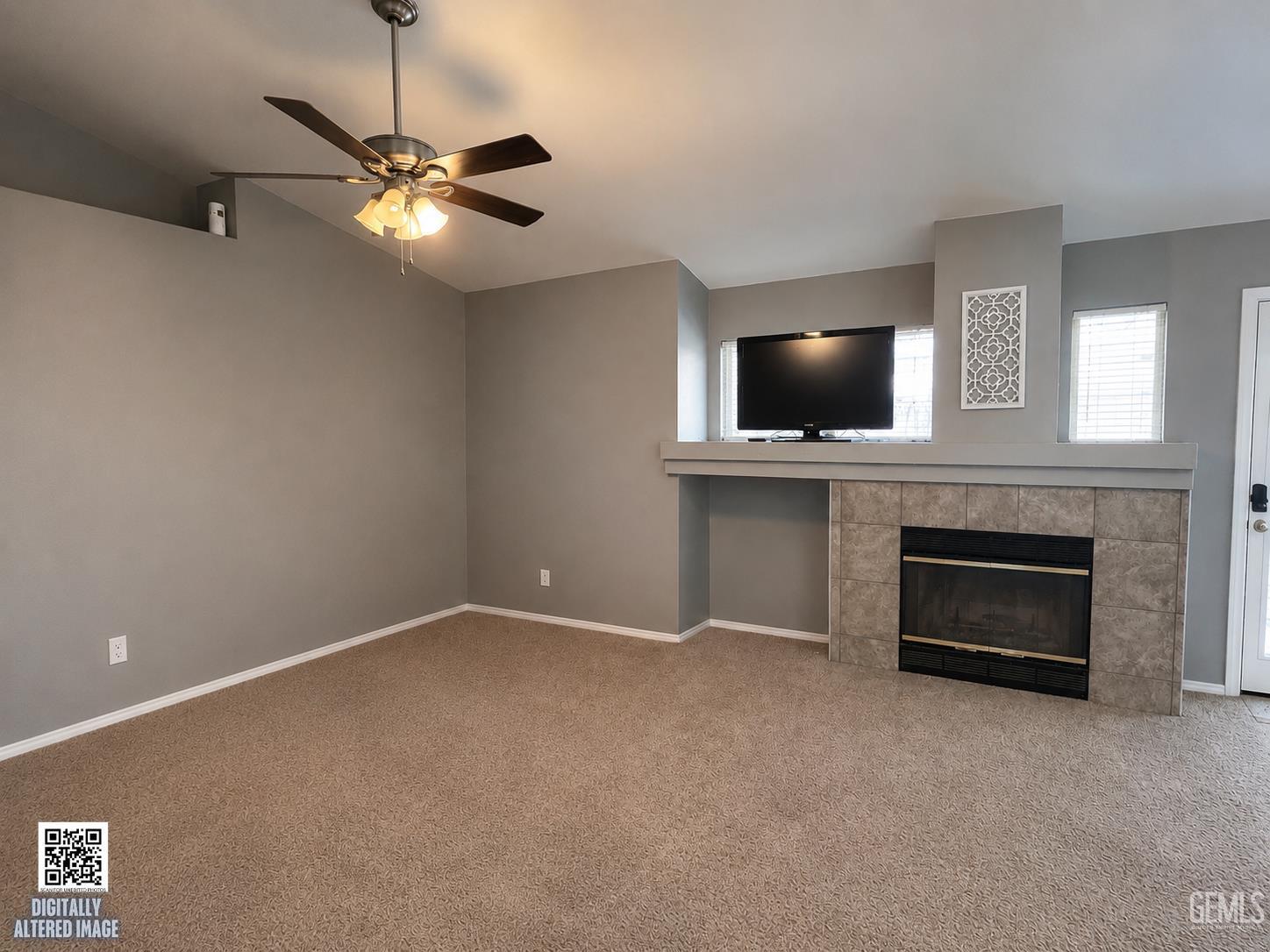 Single Family Residence in Bakersfield, photo 4 of 13