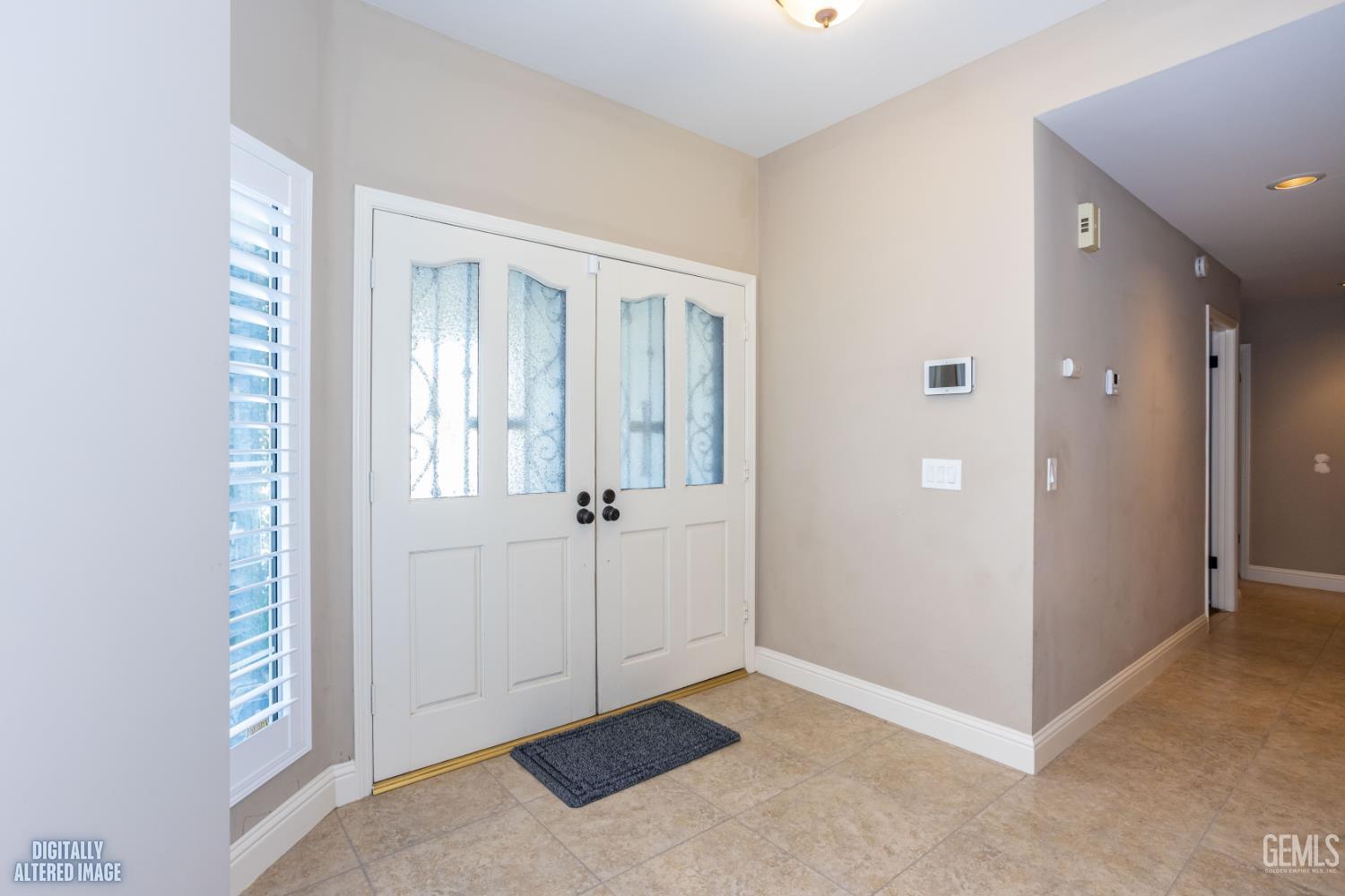 Single Family Residence in Bakersfield, photo 4 of 59