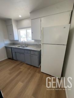 Condominium in Bakersfield, photo 4 of 14