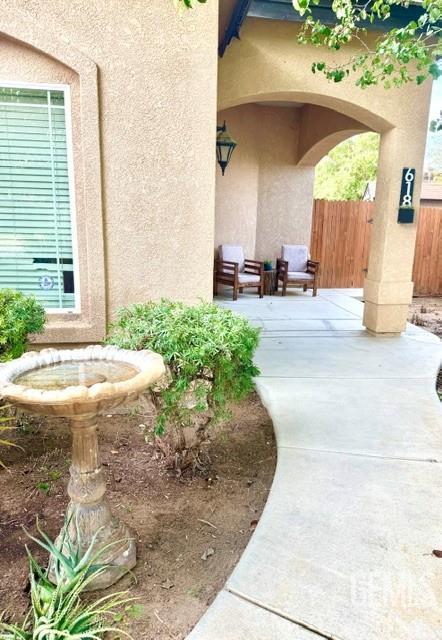 Single Family Residence in Bakersfield, photo 3 of 43