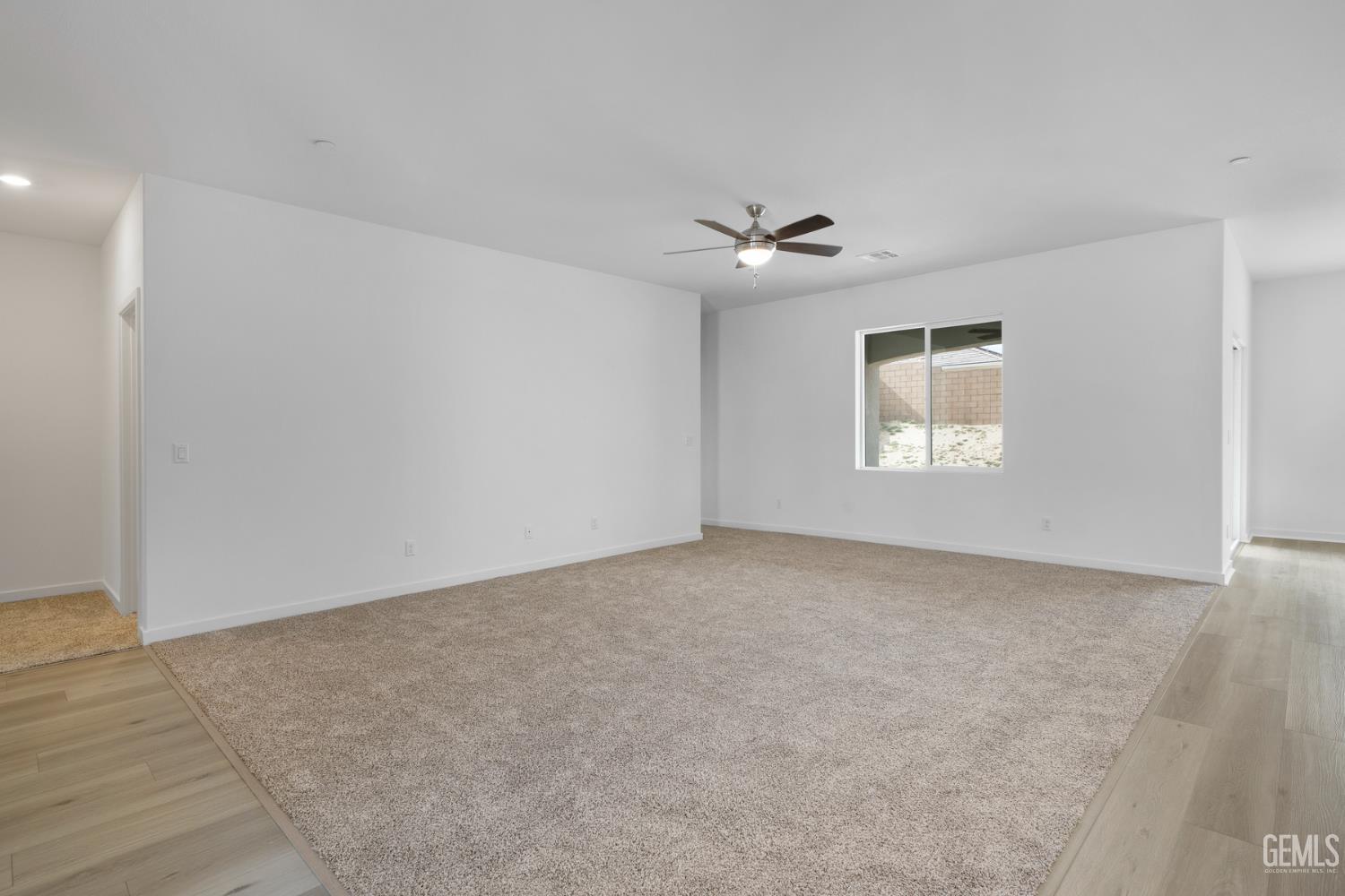 New Construction in Bakersfield, photo 2 of 15