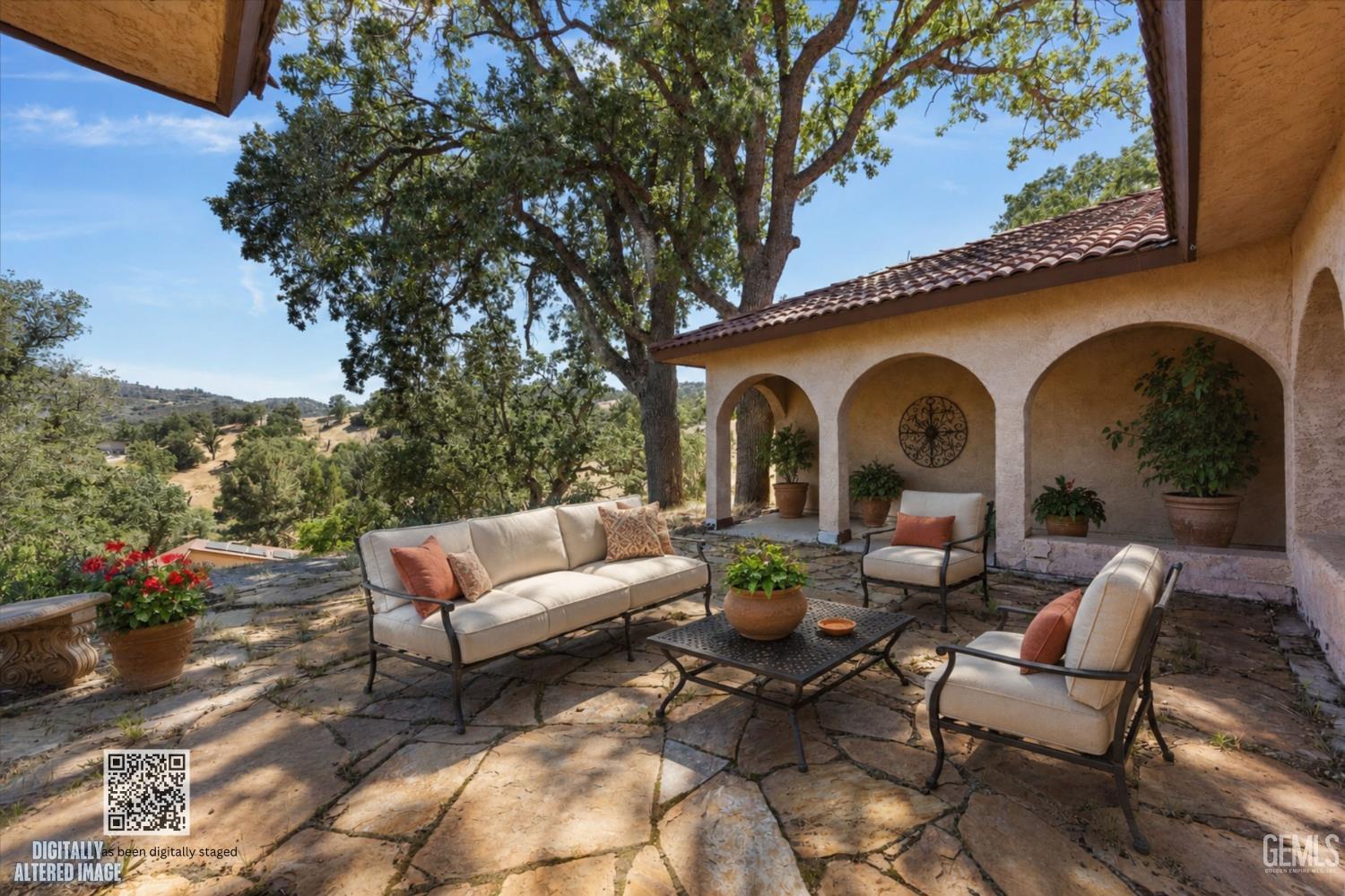 Single Family Residence in Tehachapi, photo 3 of 31