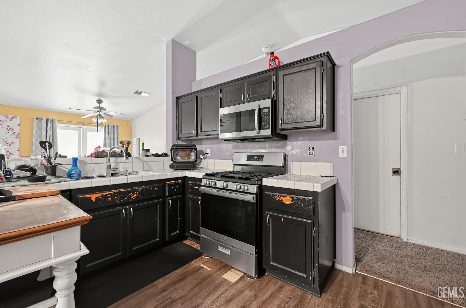 Single Family Residence in Bakersfield, photo 5 of 20